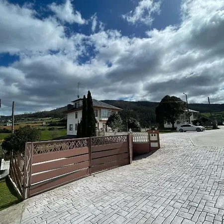 Cabo De Veiga Hébergement de vacances Trabada